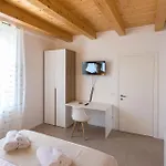 Dimora Caprera - * Falconara Marittima